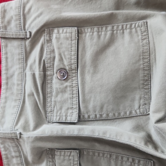 Gap Army Green US 8 R - Picture 4 of 9